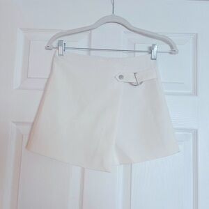 L’iti Stylish Cream Women's skort small